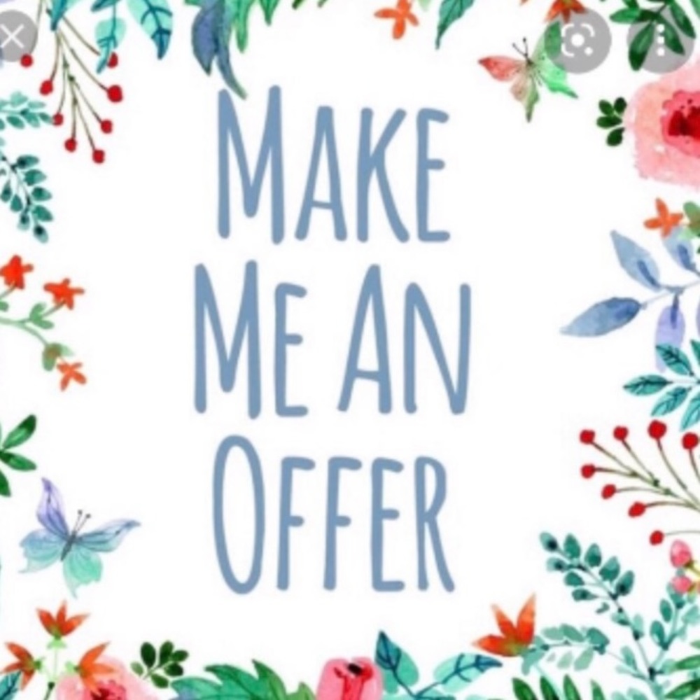 ⭐️Reasonable offers accepted, let’s make a deal⭐️